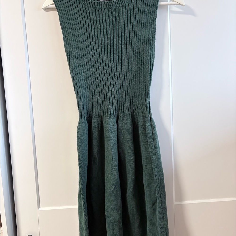Women's Sleeveless Ribbed Knit Dress - Dark Green